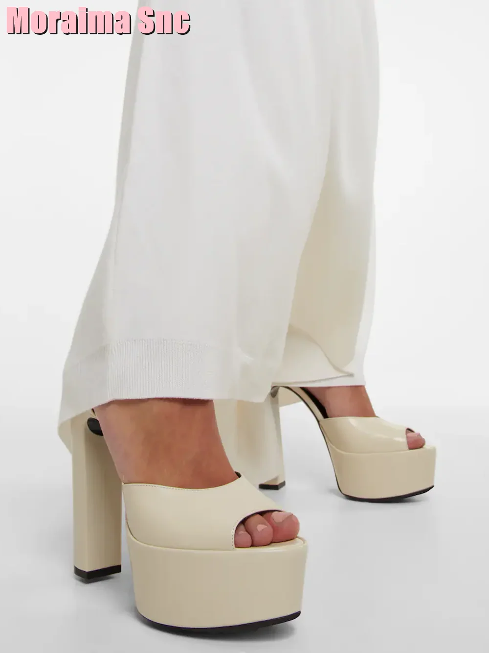 Women Shoes Model - Peep Toe platformu Patent deri sandalet